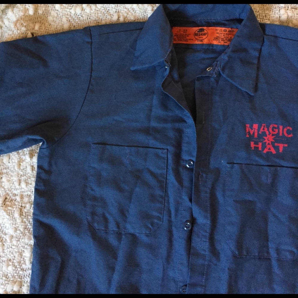 Mens Magic Hat Beer / Button Up shirt! Small
