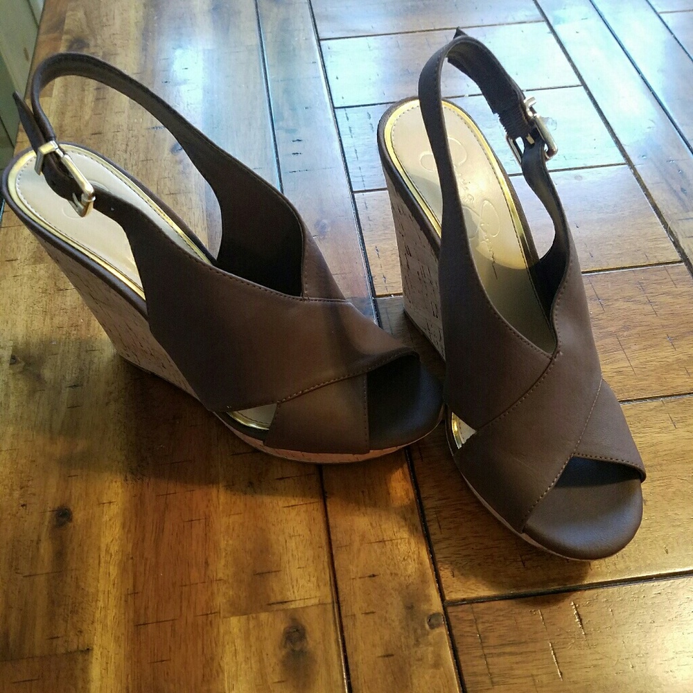 Jessica Simpson brown wedges