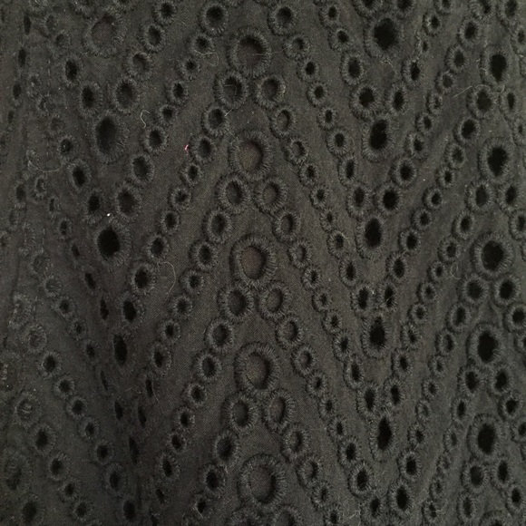 Black lace like dress - Picture 2 of 2