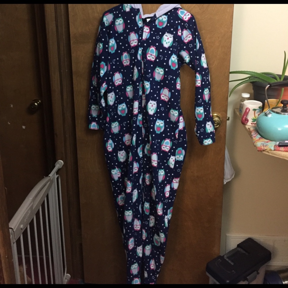 Hooded, footed owl onesie