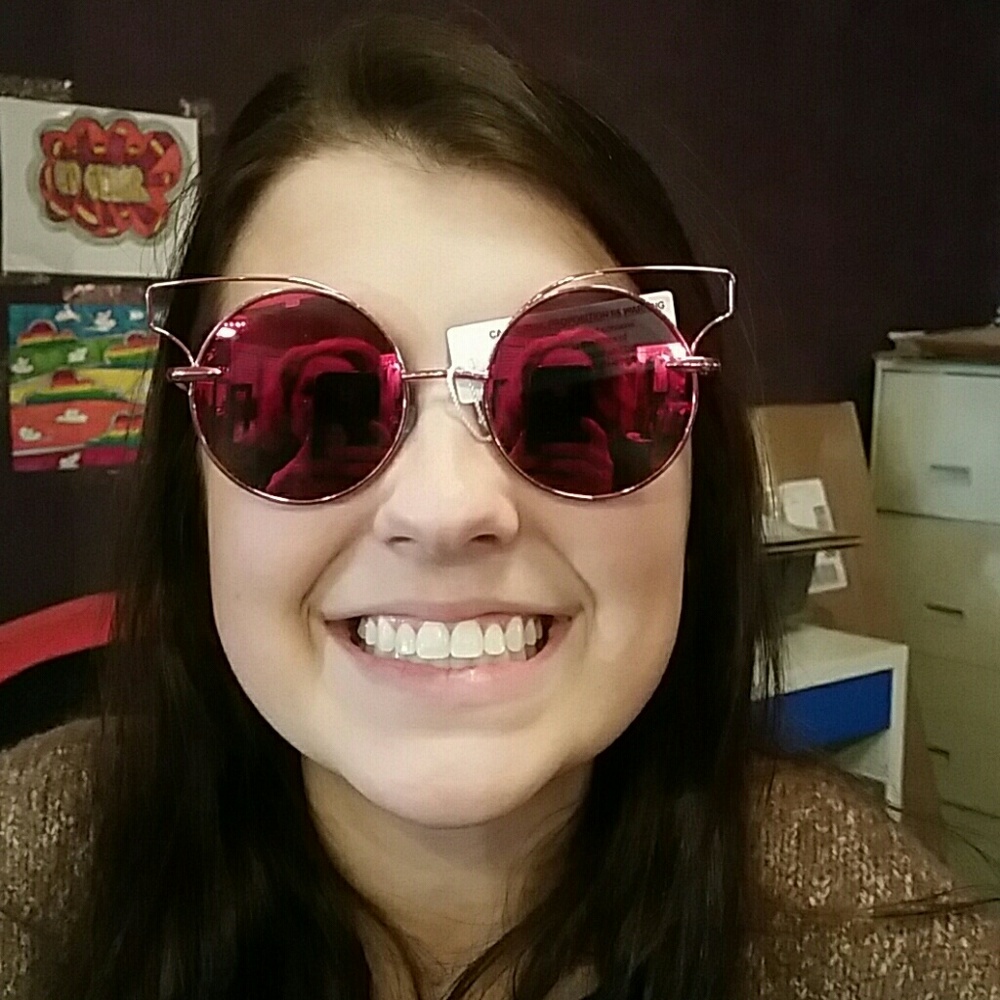 Sunglasses - Picture 3 of 3