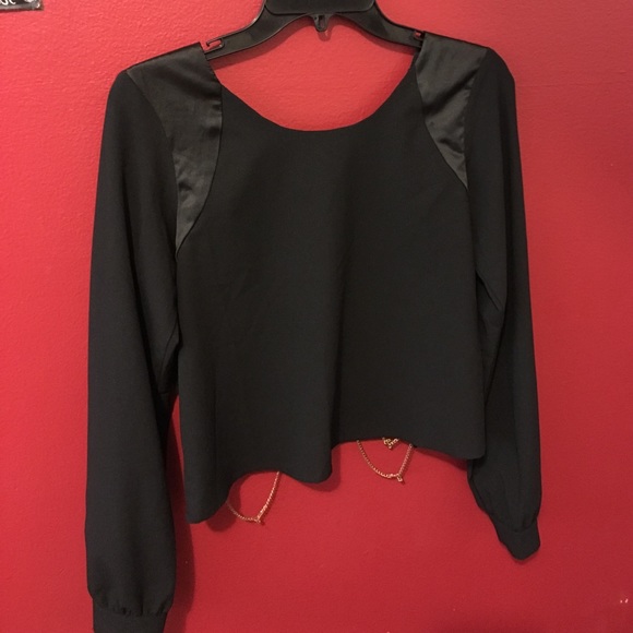 Backless black blouse - Picture 2 of 2