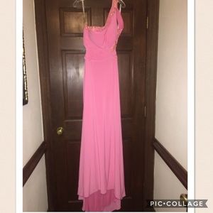 light pink sherri hill prom dress