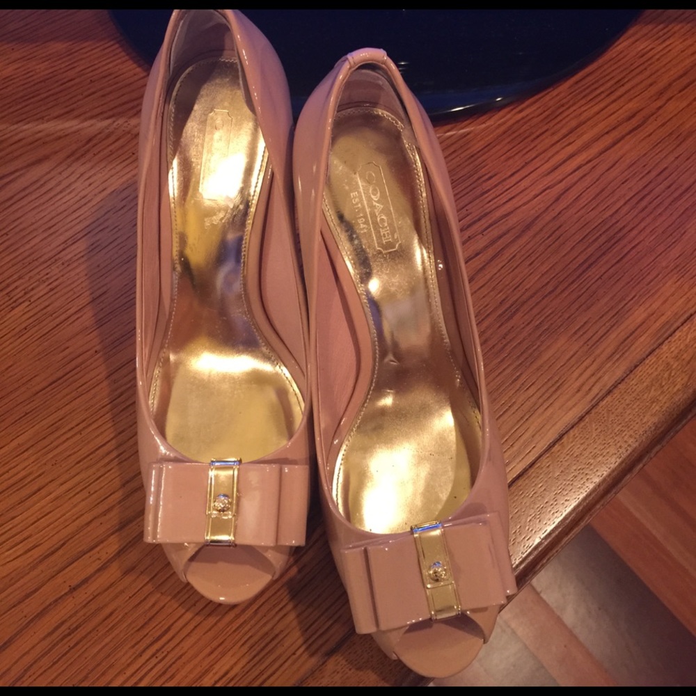 Coach shoe