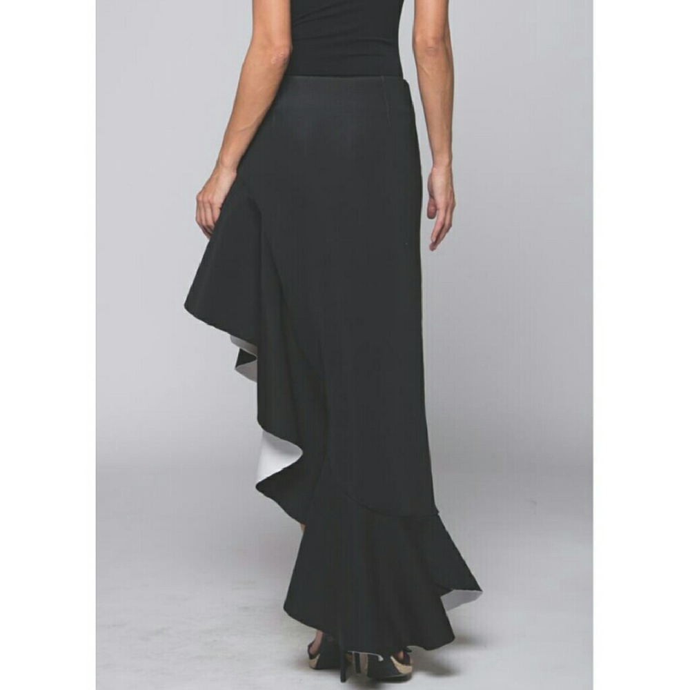 New Item Exaggerated Ruffled Side Slit Maxi Skirt - Picture 3 of 3