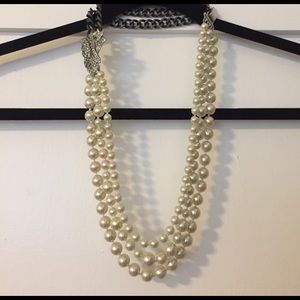 Stella & Dot Daisy Pearl Necklace