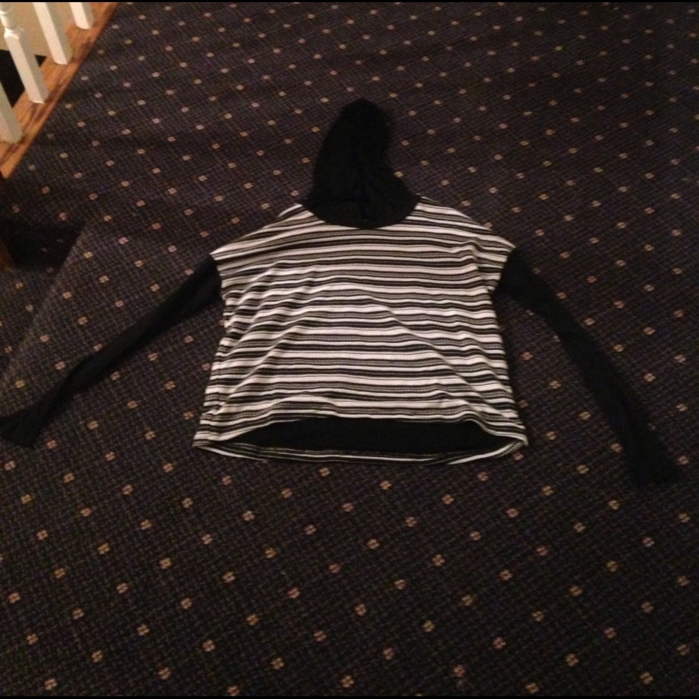 Super cute sweater sweatshirt
