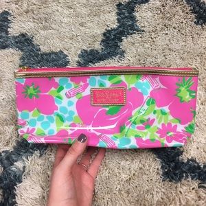Makeup bag