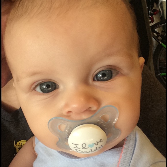 Meet your Posher, Dominique - Picture 2 of 3