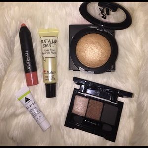 Makeup bundle✨💞