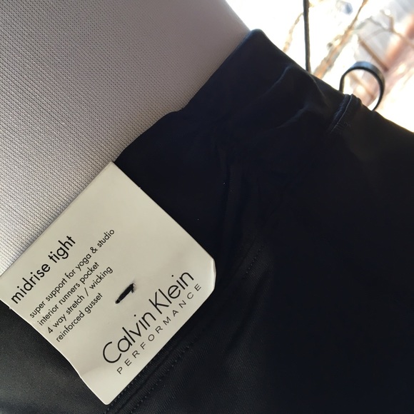 Calvin Klein black yoga running active pants - Picture 7 of 7