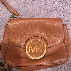 michael kors crossbody