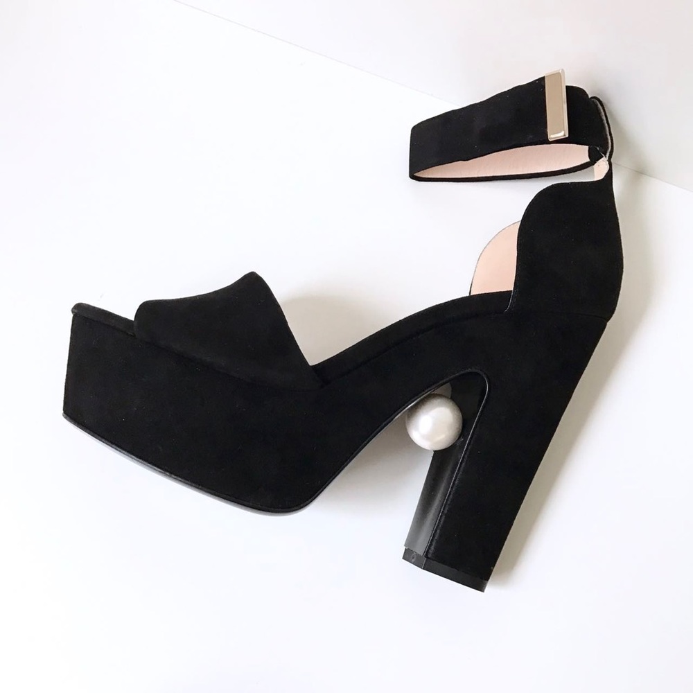 🆕💕Brand New NK Platform Heels💕