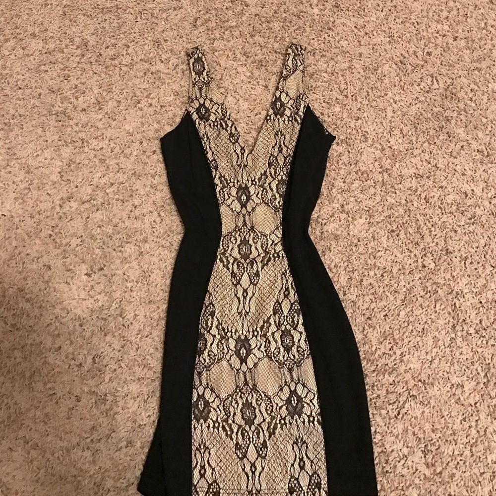 Black and beige lace mix dress