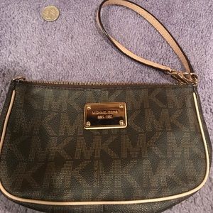 michael kors clutch