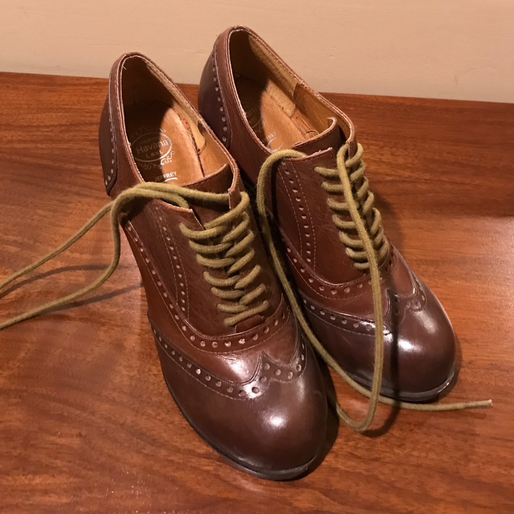 Jeffrey Campbell brown leather oxford pumps size 7