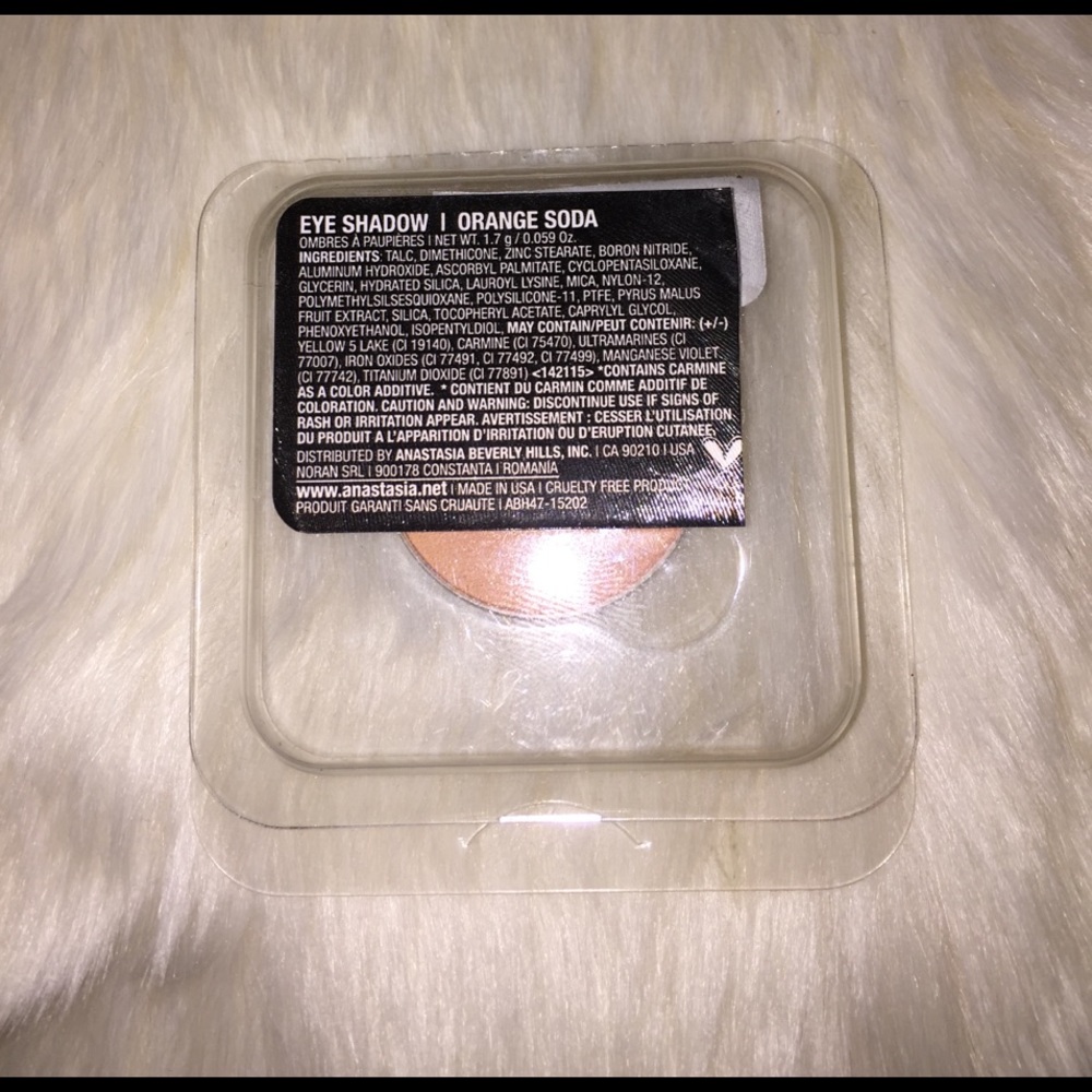 Anastasia Beverly Hills eyeshadow