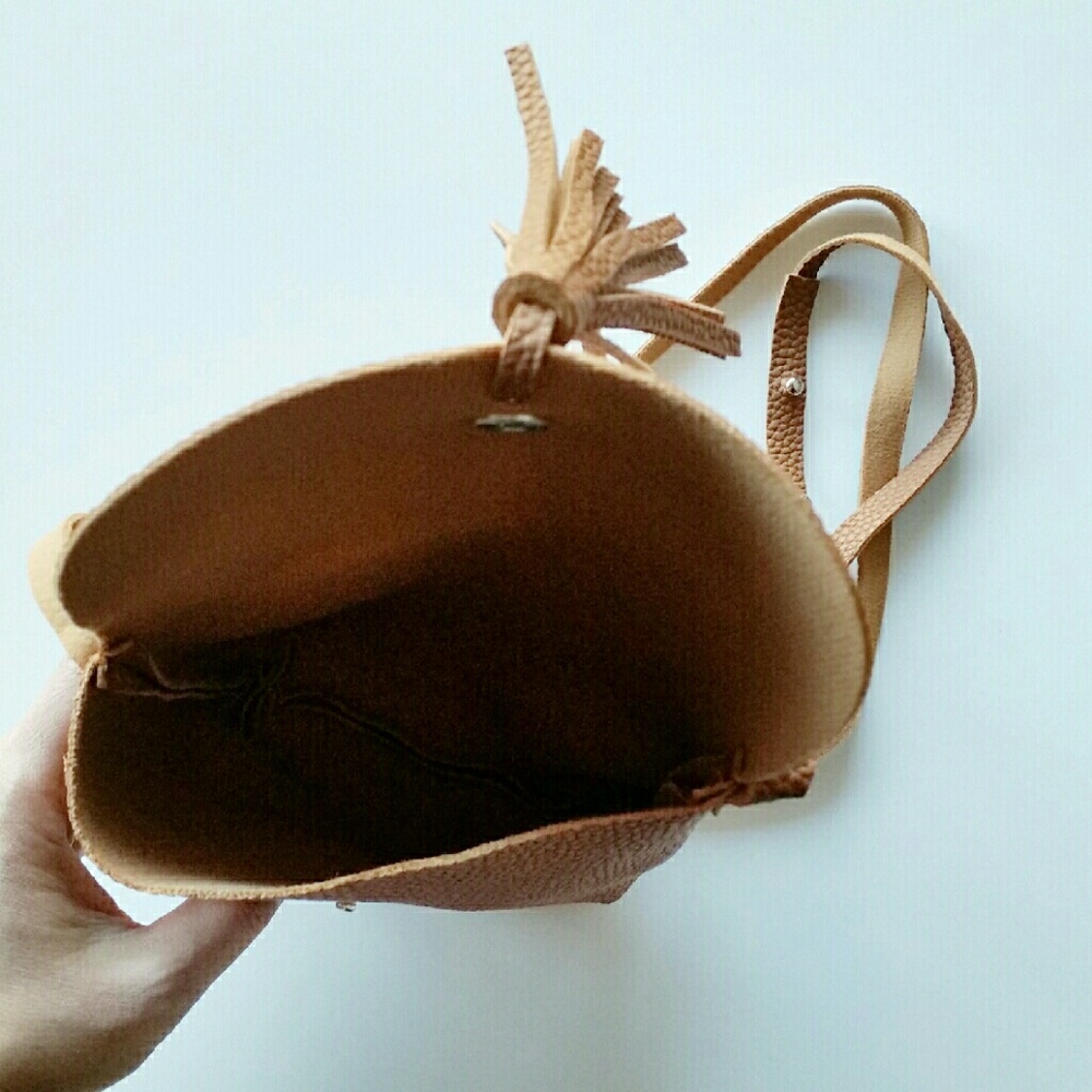 Vegan Leather Tassel Crossbody Bag - Picture 4 of 4