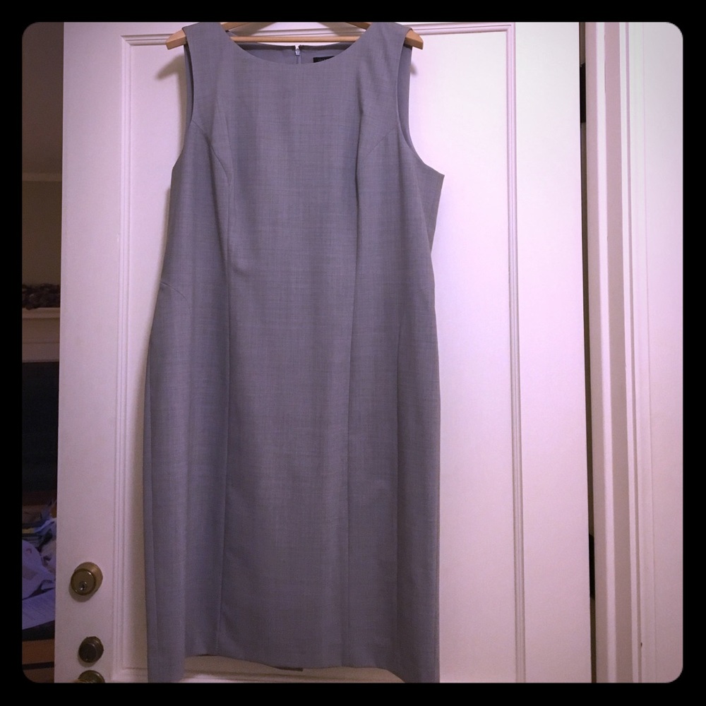 Ann Taylor light grey sheath dress