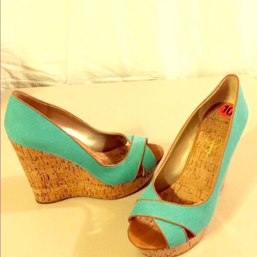 Wedge sandals