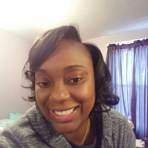 Meet your Posher, Tamika - Picture 1 of 1