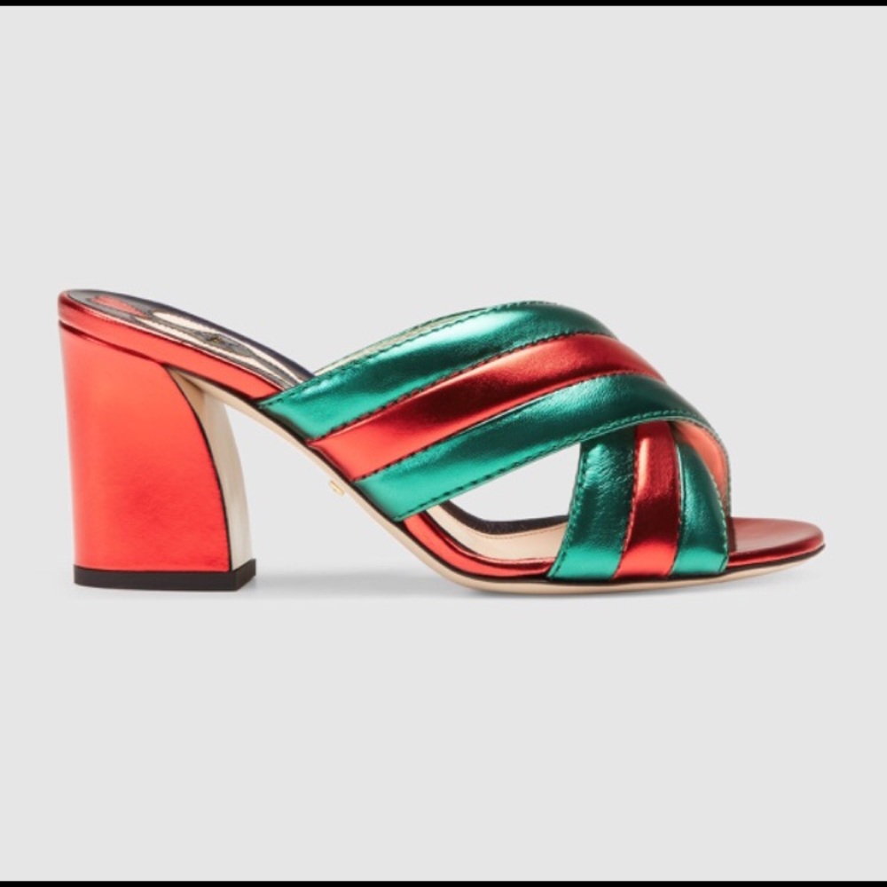 Gucci Metallic Crossover Sandal 👡