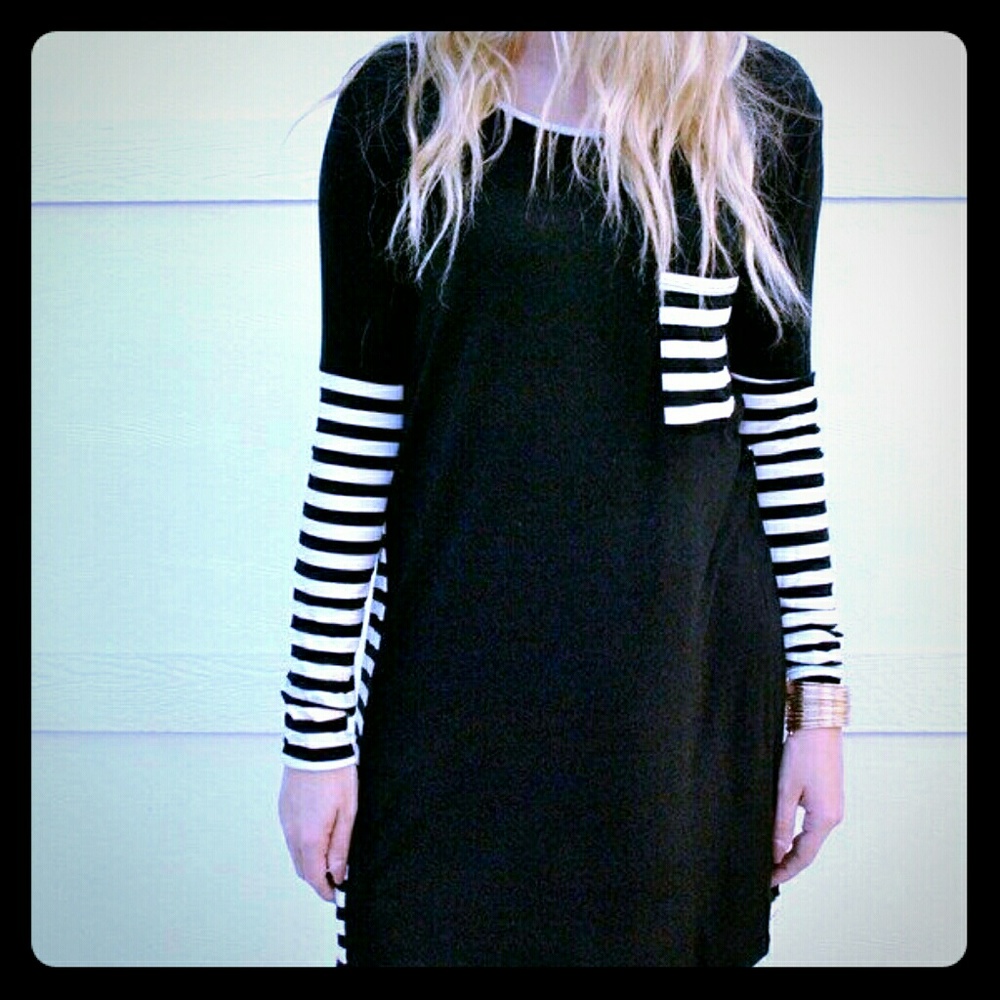 Striped tunic dress with pocket
