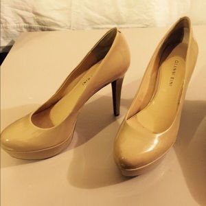 Gianni Bini heels size 10