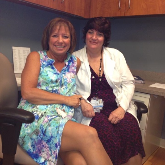 Meet your Posher, Debra - Picture 1 of 1