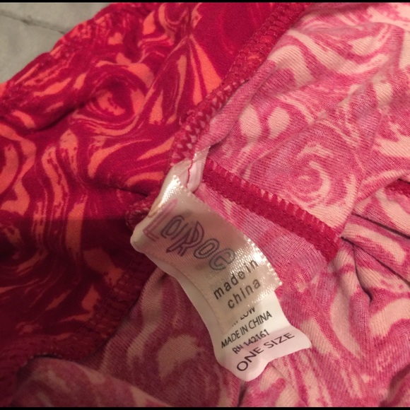 Lularoe one size leggings - Picture 4 of 4
