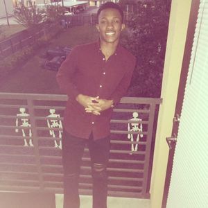 Meet your Posher, Troy