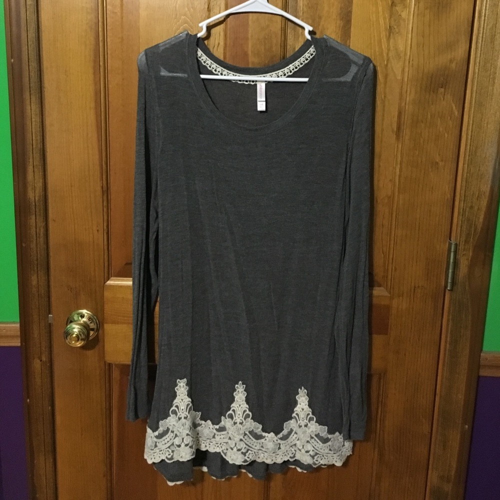 Xhilaration target grey long sleeve shirt lace