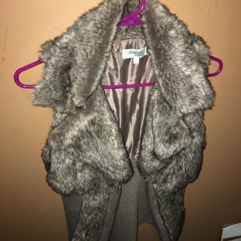 Fur vest