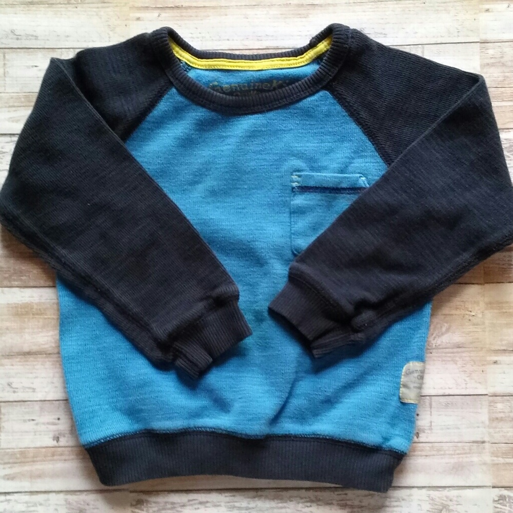 Thermal raglan sleeve top
