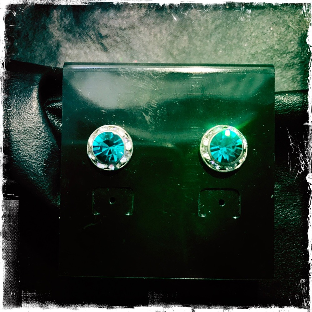 Beautiful Pair of Crystal Stud Earrings
