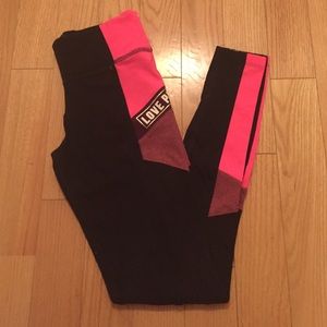 VS Pink workout leggings