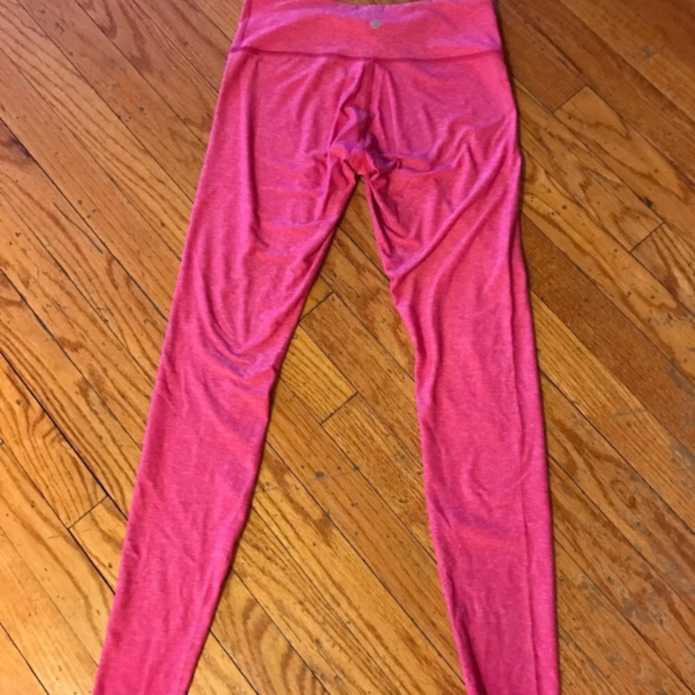 Hot pink Lululemon leggings!! Brand new