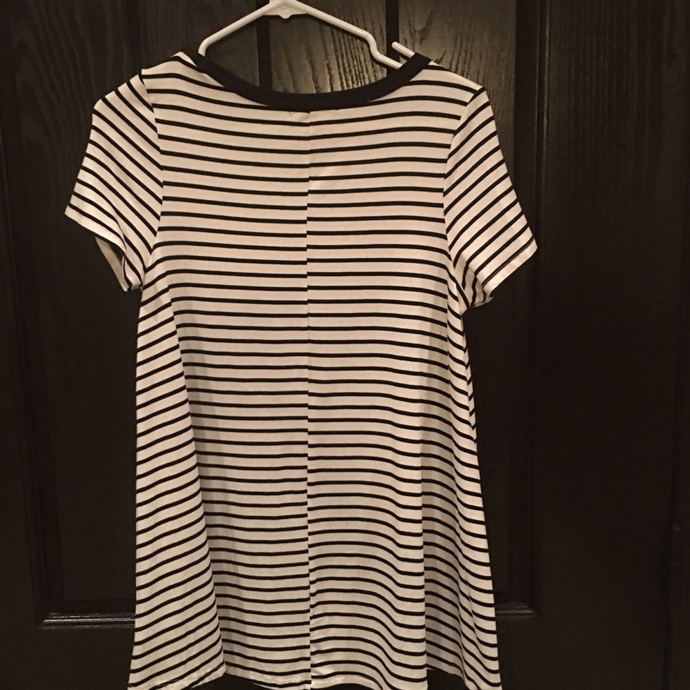Maternity stripped top