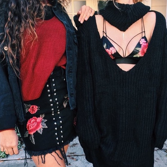 FLASH SALE ๐Host Pick ๐CarMar Rose Skirt - Picture 2 of 4