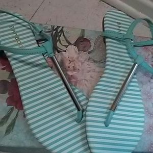 Cute new mint green sandals
