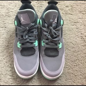 Green Glow Retro 4