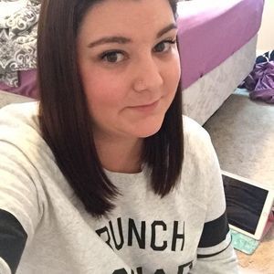 Meet your Posher, Cari