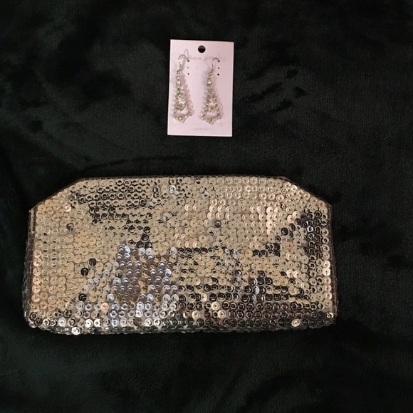 Purse - Picture 2 of 3