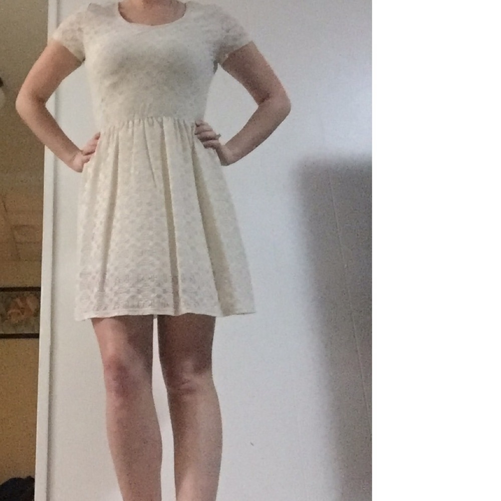 Arizona Jeans Cream Lace Dress