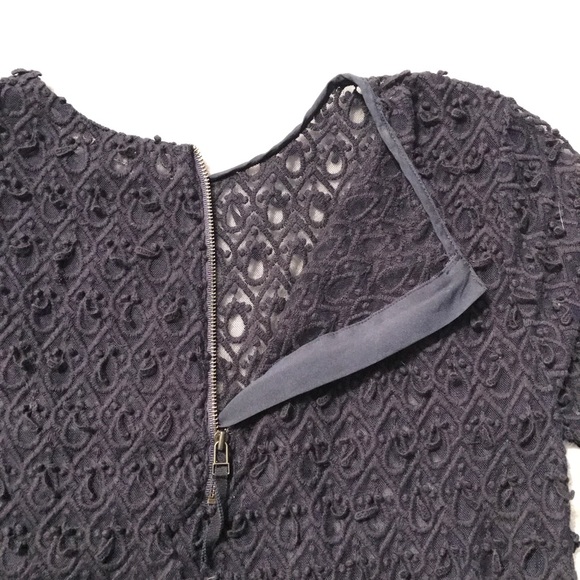 Banana Republic Blue Teardrop Lace Top - Picture 2 of 4