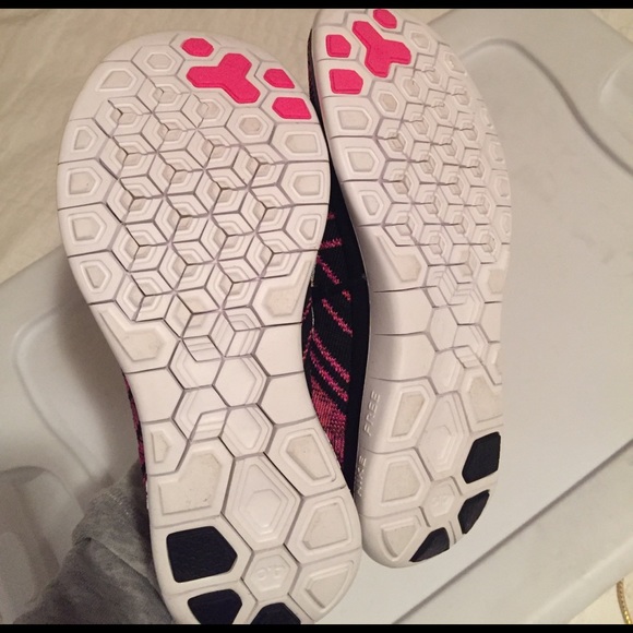 Nike flyknit sneakers - Picture 3 of 3