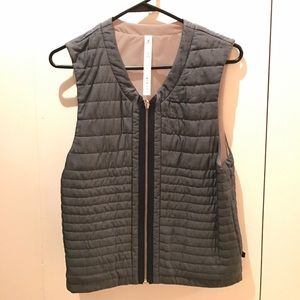 Lululemon reversible reflective run vest
