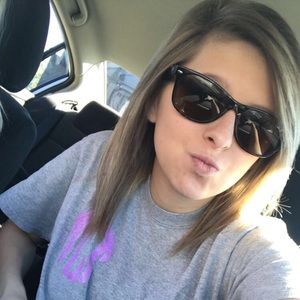 Meet your Posher, Taylour