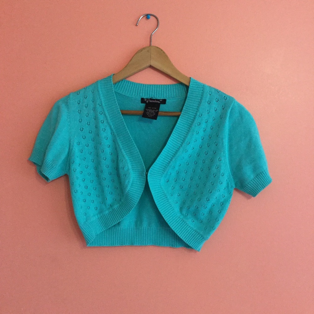 ‼️💔SOLD💔‼️Light blue short sleeve cover up