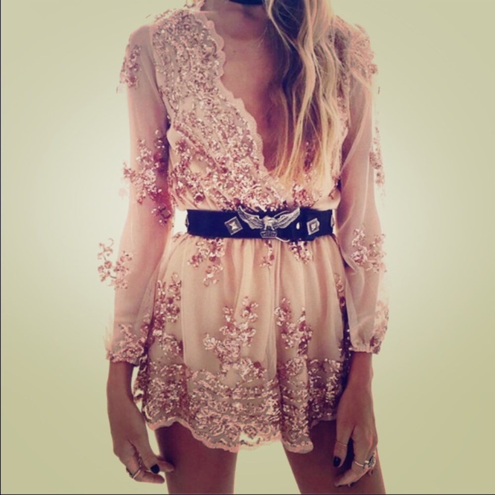 ❤️ Super cute rosegold romper ❤️